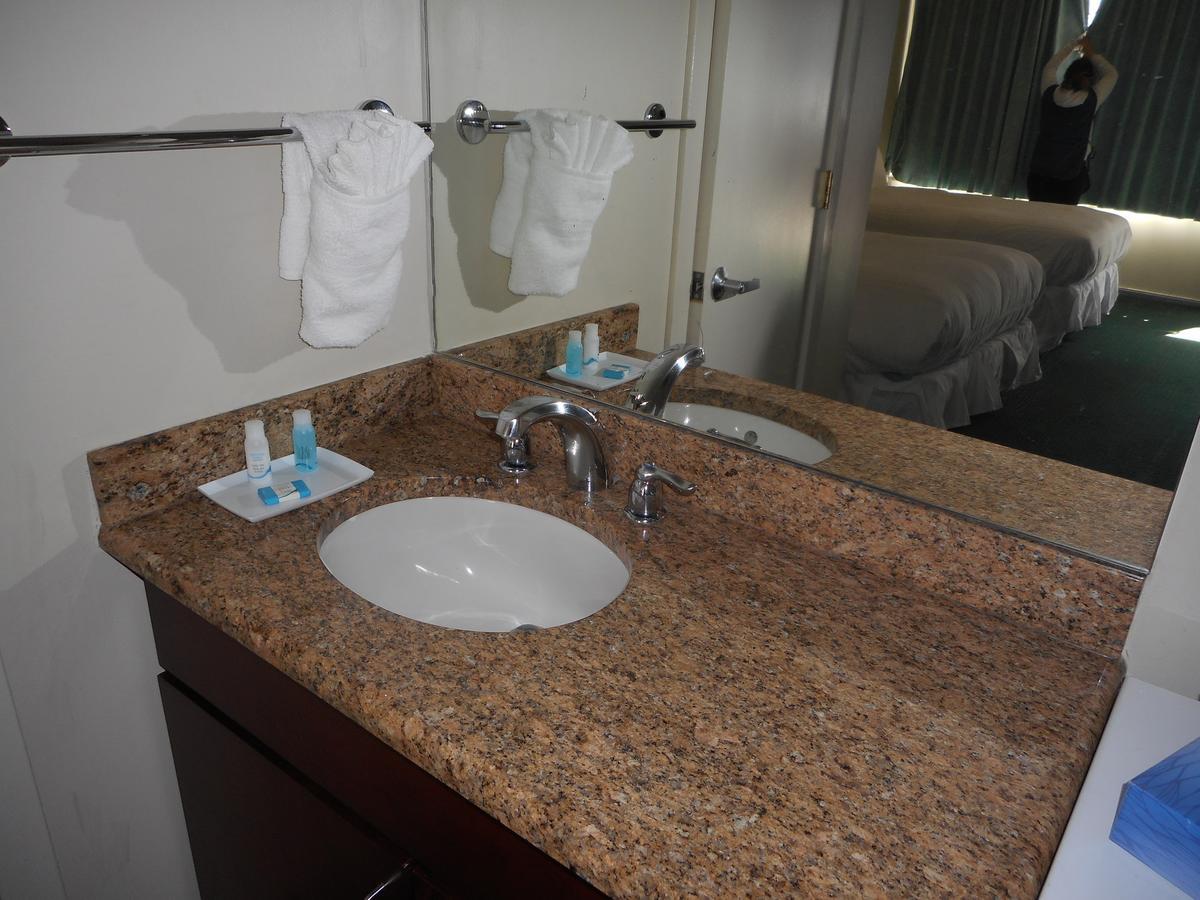 Highlander Motor Inn Arlington Zewnętrze zdjęcie